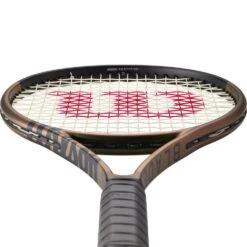 Raquette Wilson Blade 98 18x20 V8.0 (305g) 13 Raquette Wilson Blade 98 18x20 V8.0 (305g) -EXTREME TENNIS Soldes raquette wilson blade 98 18x20 v80 305g 5