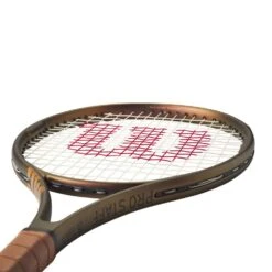 Raquette Wilson Junior Pro Staff 26 V14.0 (240g) -EXTREME TENNIS Soldes raquette wilson junior pro staff 26 v140 240g 4